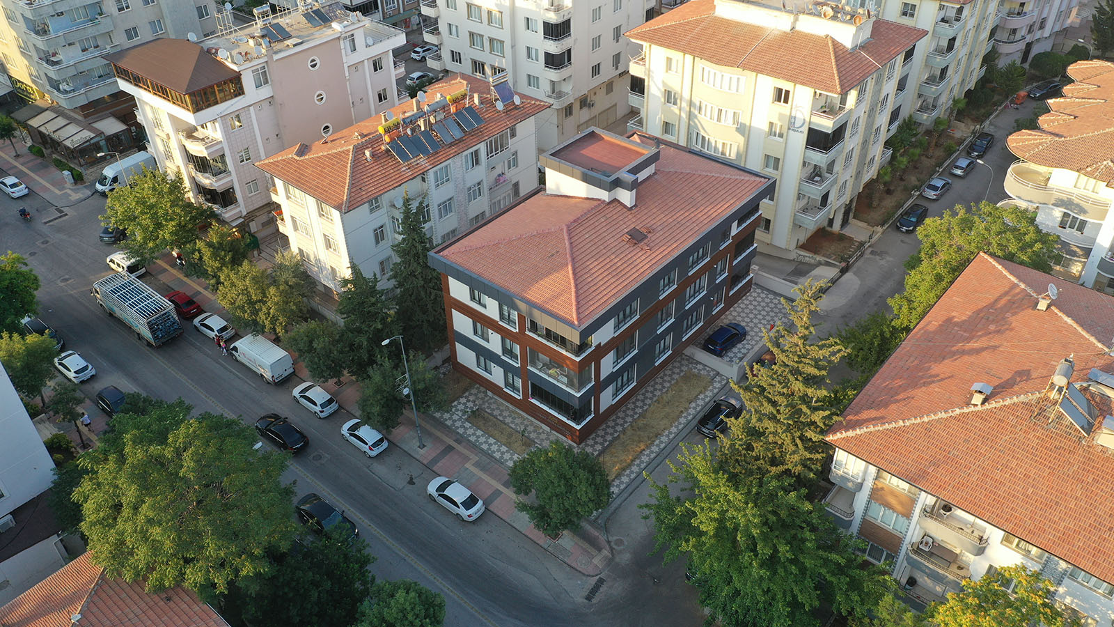 Kadir Apartmanı