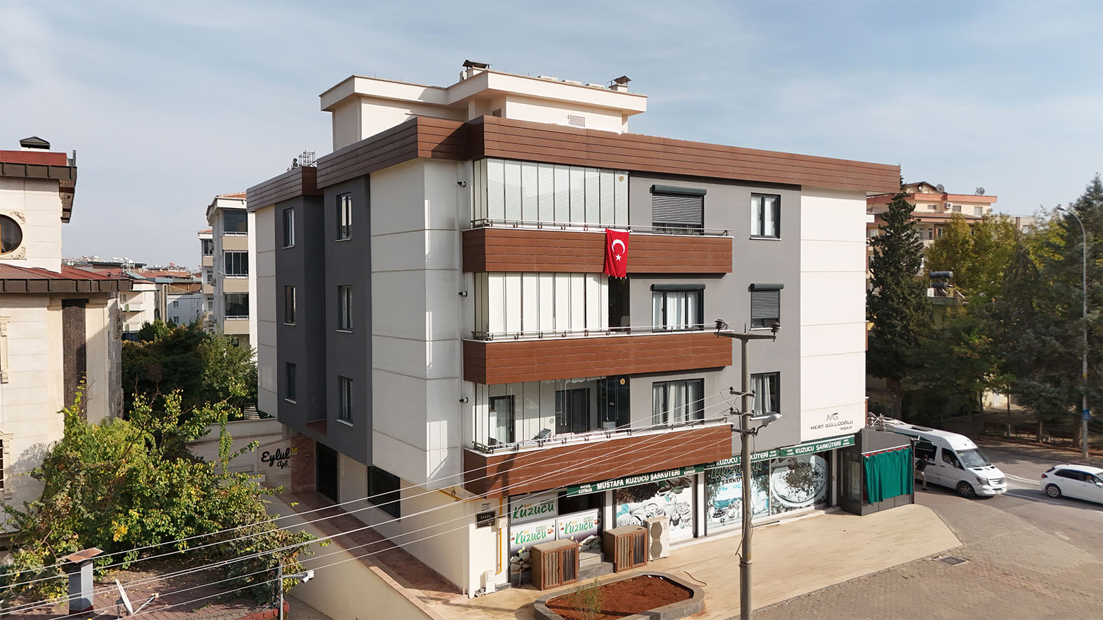 Eylül Apartmanı